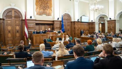 Photo of Десятки миллионов на зарплаты, доплаты и премии: кому в Латвии жить хорошо?