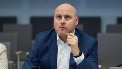 Photo of Премьер Латвии выступил против “политических пансионатов”